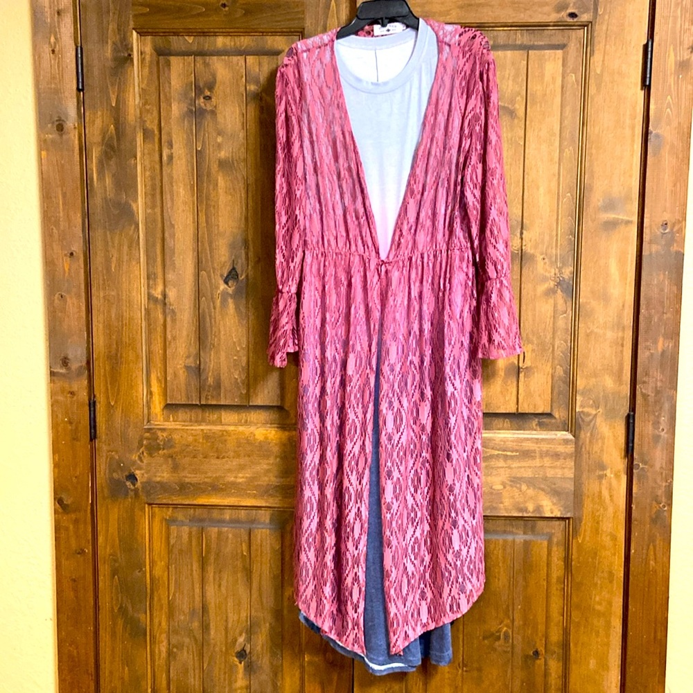 T-shirt dress w/ pink lace cover
